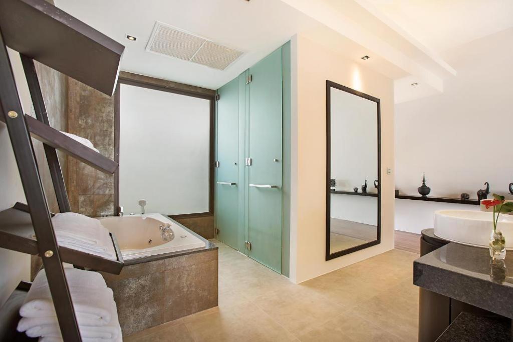 Villa Julia Koh Samui Beach With Cook And Majordome Lamai Beach  Exteriör bild